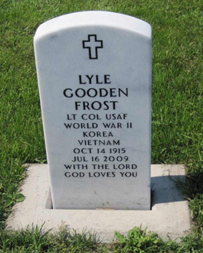 Photo of headstones/Lyle Gooden Frost d2009 hdstn W Montana State Veterans Cem
